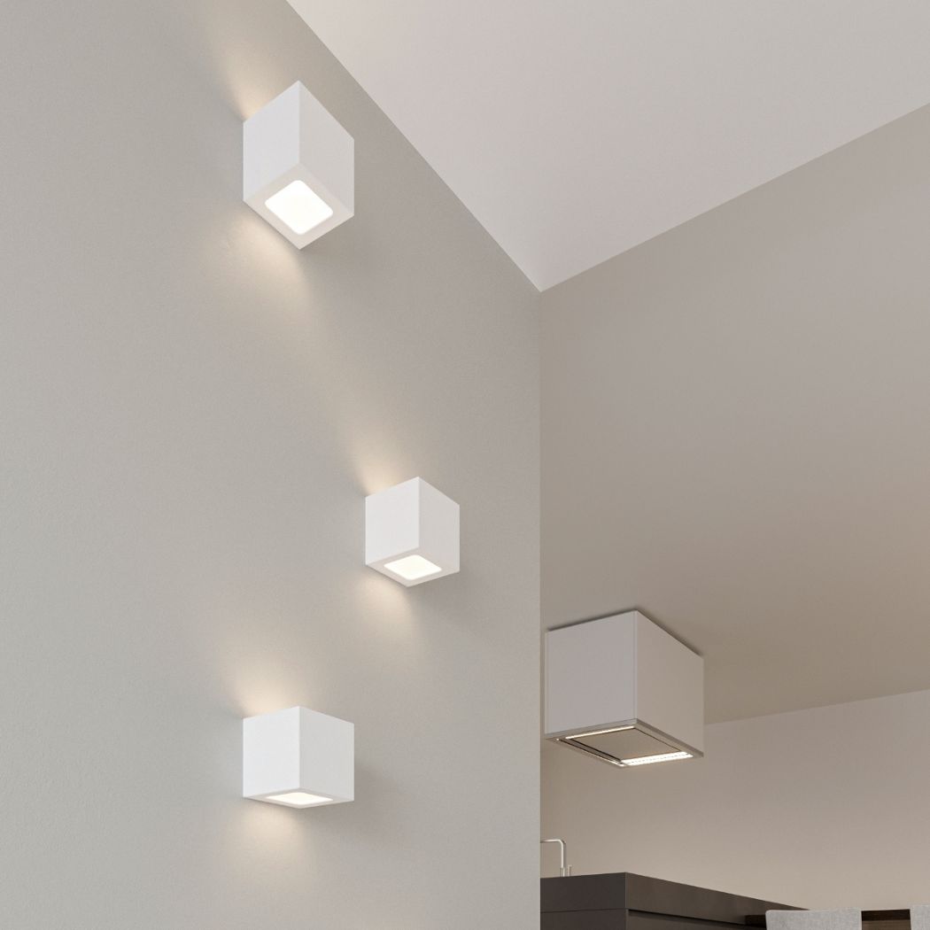 Cubic white ceramic wall light