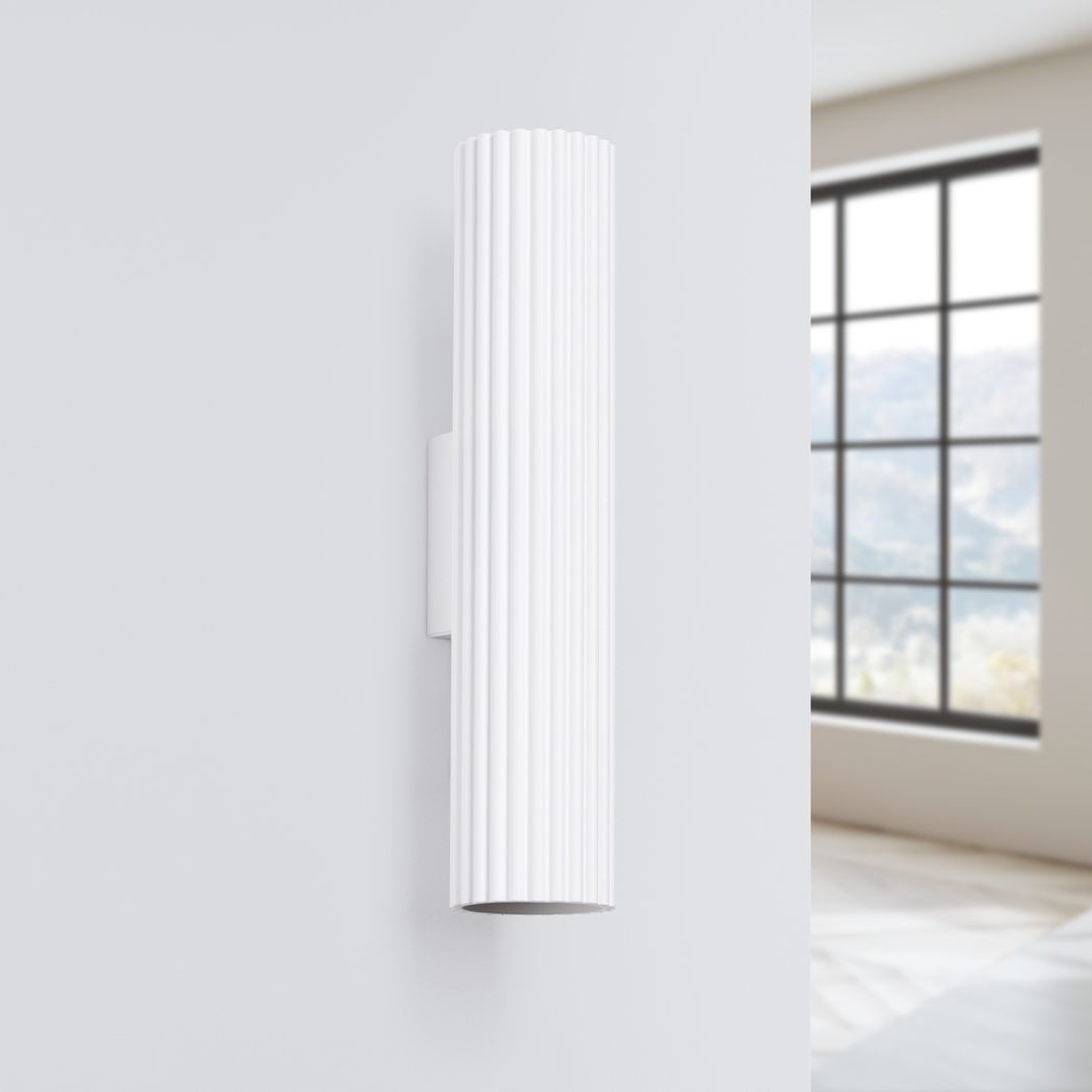 White ribbed metal wall light, modern design
