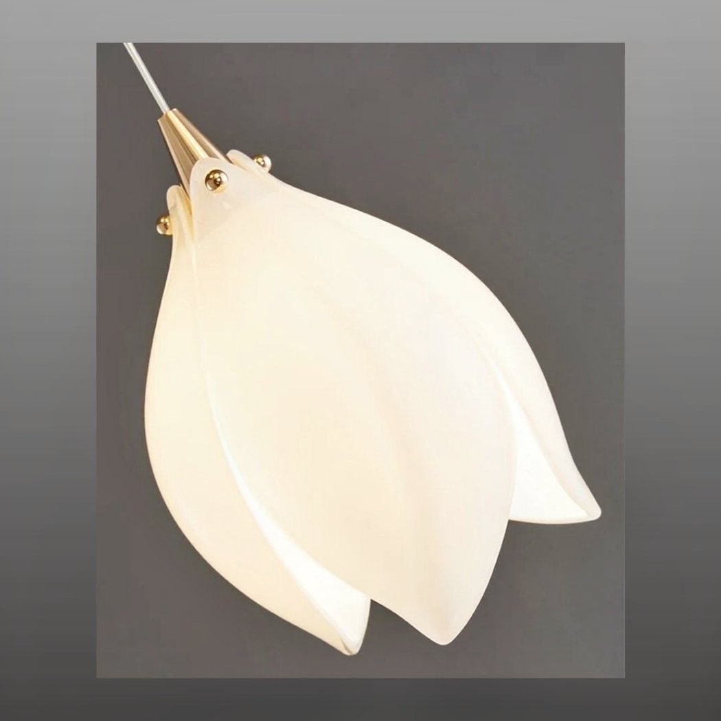 Img_03_2024_suspension_fleur_blanche_en_ceramique_forme_magnolia_6-3