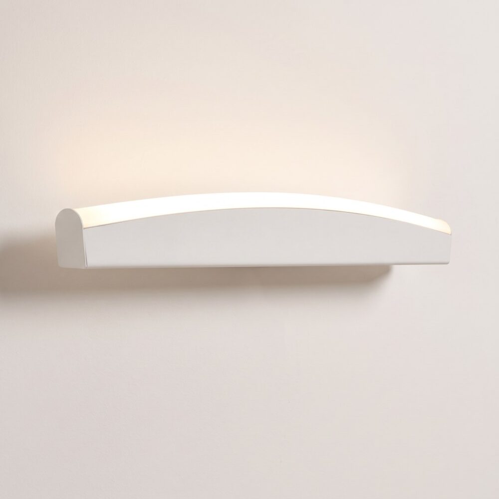 Horizontal wave LED aluminium wall light