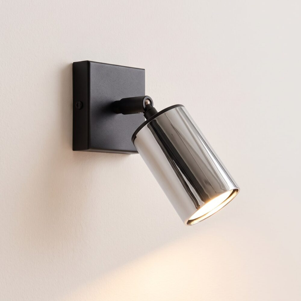 Design adjustable spotlight wall light in chrome or gold metal