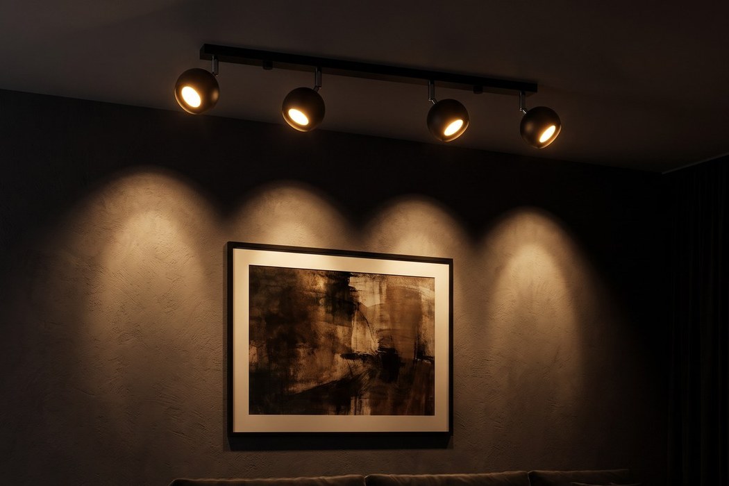 Ceiling light, bar with 4 adjustable ball spots