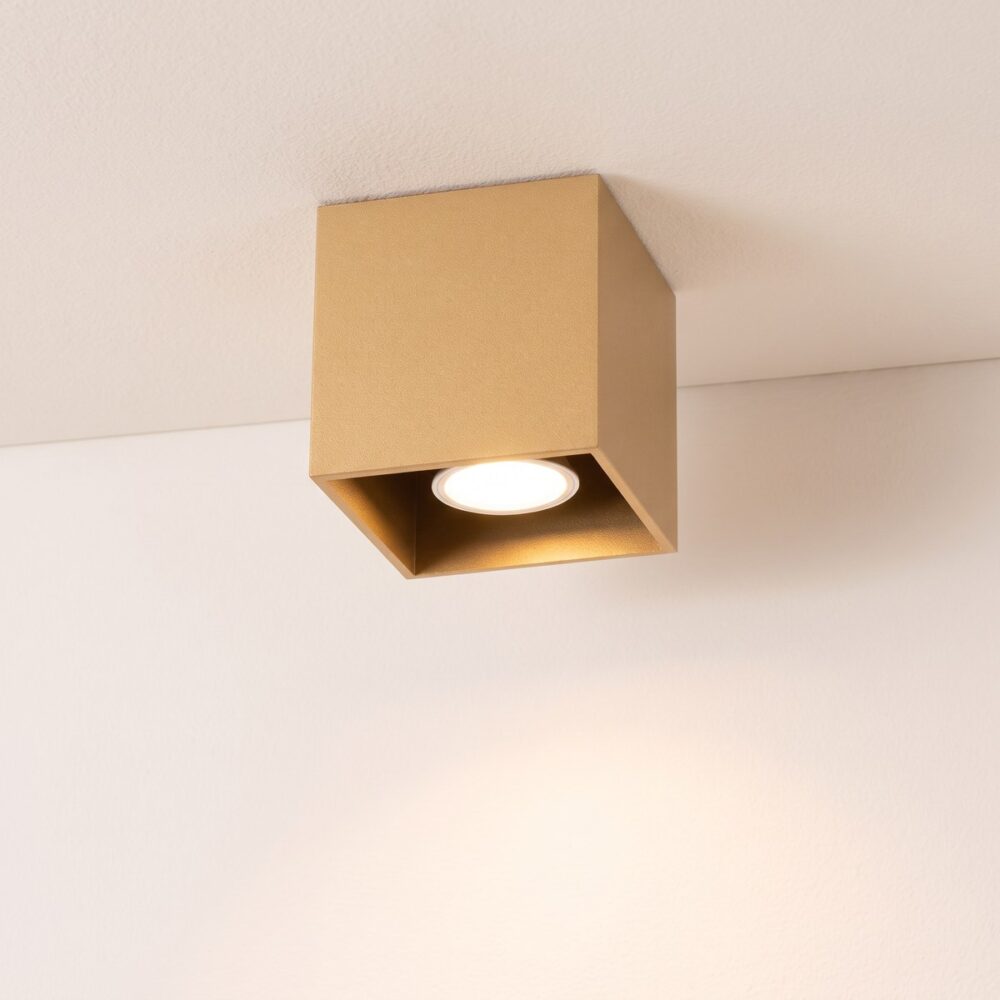 Gold cube ceiling spotlight in aluminium