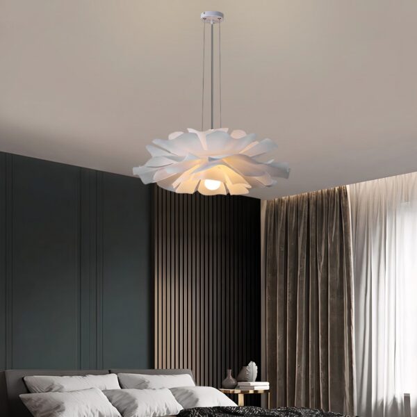 White flower pendant light, size L (Ø 60 cm), in a bedroom